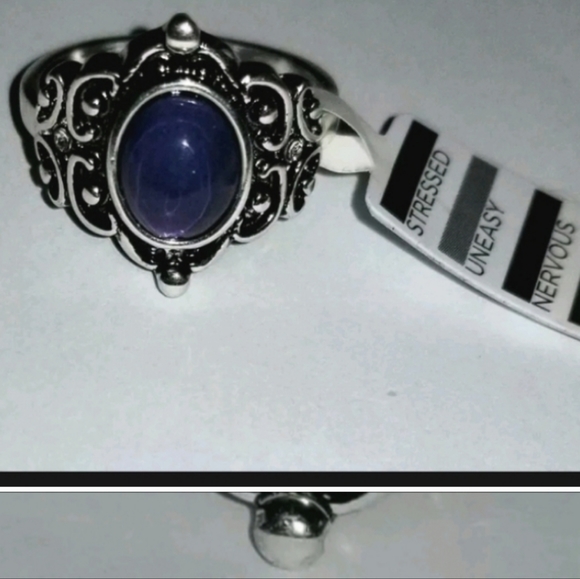 OVAL MOOD RING BOHEMIAN CHANGING COLORS  - Picture 3 of 4